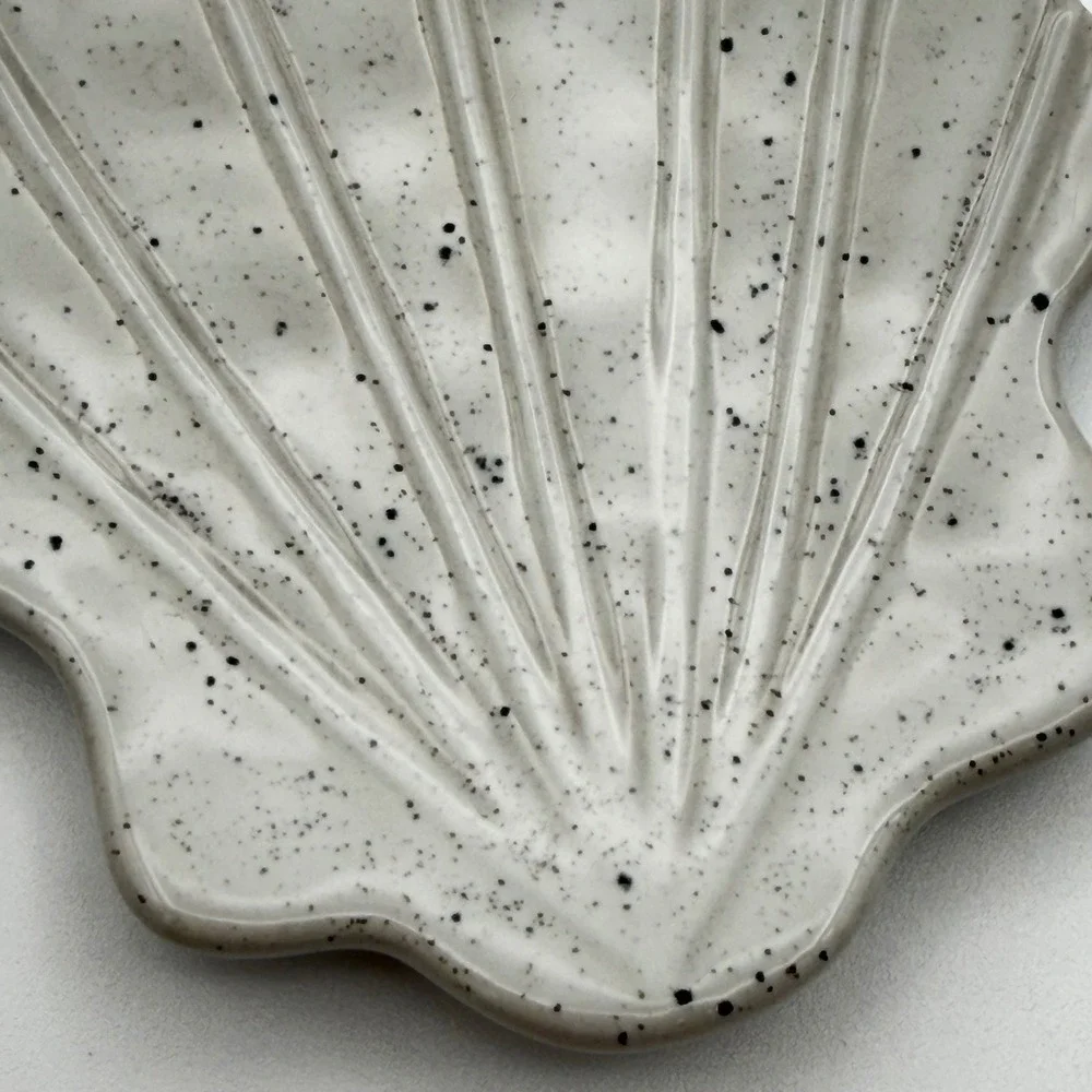 Beachly Ceramic‎ Seashell Tray Speckled Grey Coastal Jewelry Dish Trinket Holder